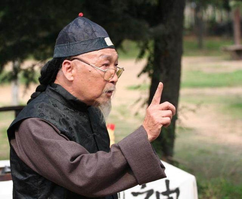 如何找到可靠的免费算命网站？这是一个许多人关心的问题。